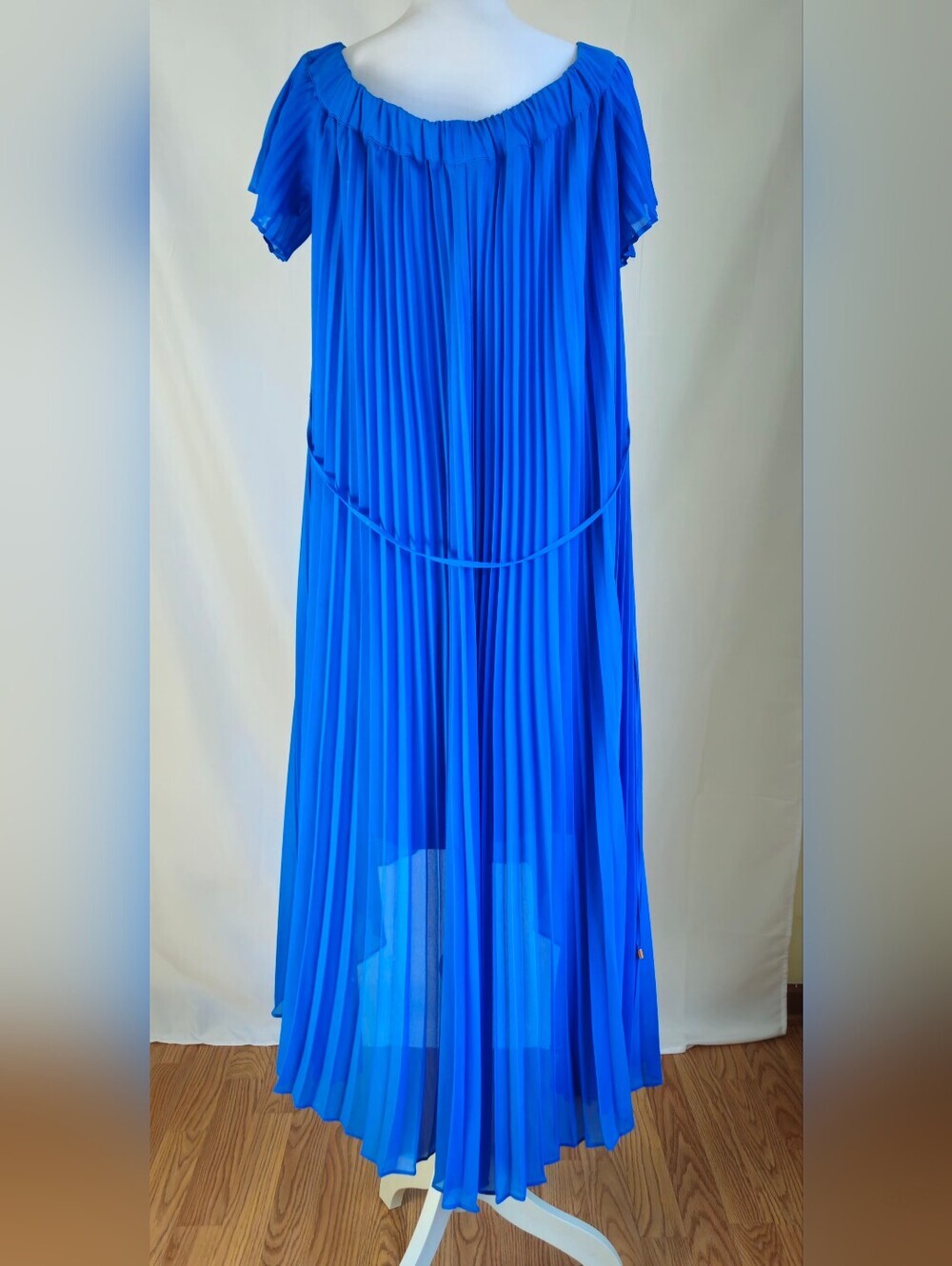 Ted Baker London Melma Blue Floral Pleated Off-Shoulder High-Low Maxi Dress - Picture 3 of 15